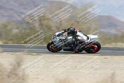 media/Apr-20-2025-CVMA (Sun) [[39090e8767]]/Race 9-Formula LW Twins Shootout/